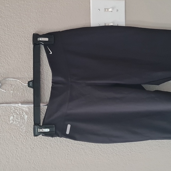 💥NIKE YOGA PANTS💥 - Picture 3 of 13